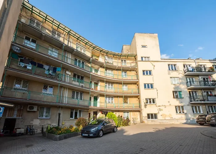 Plac Wilsona 2-Bedroom Apartment
