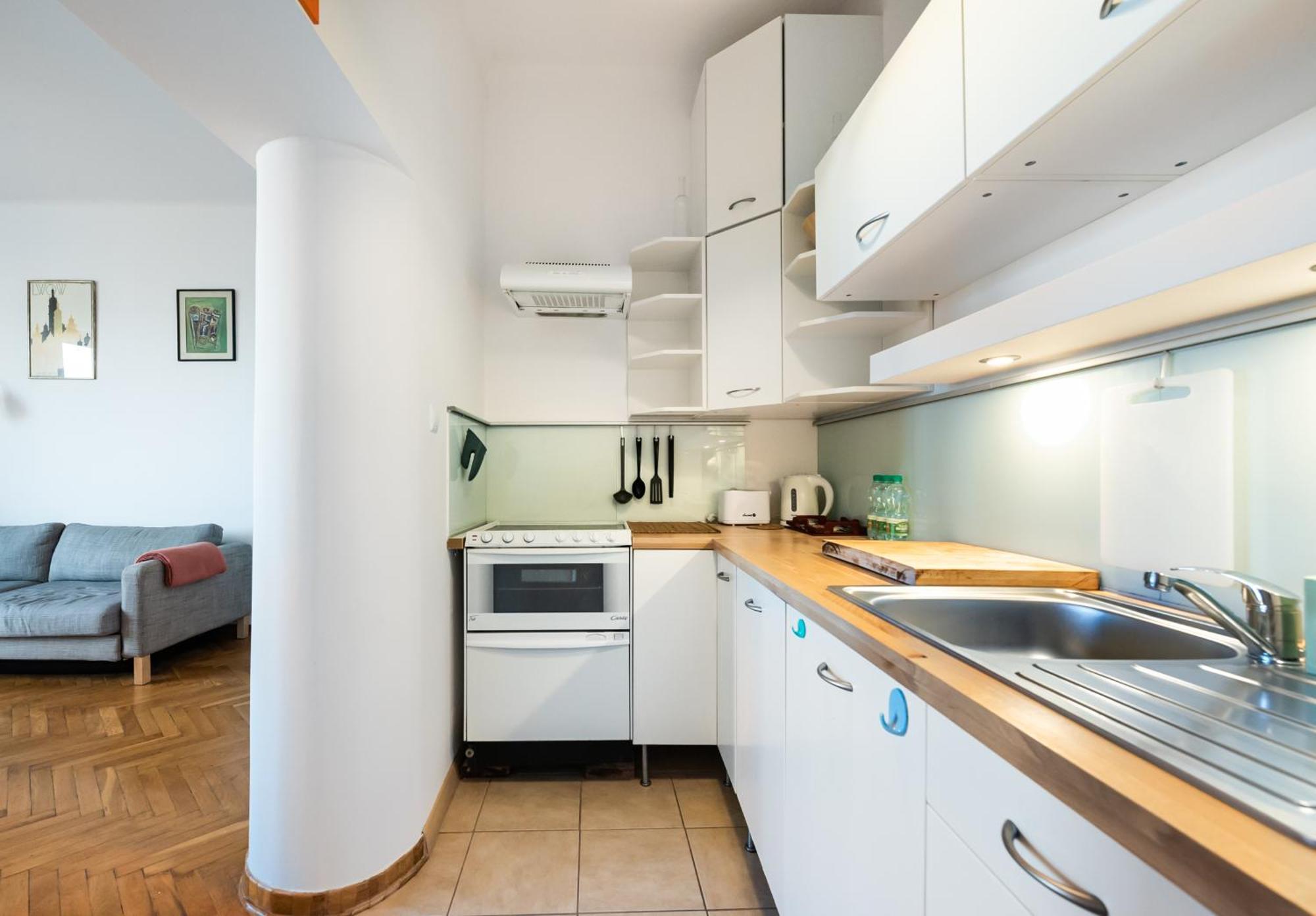 Plac Wilsona 2-bedroom * Warszawa